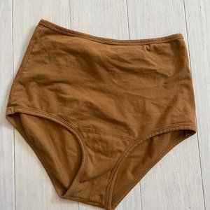 ARQ HIGH-RISE UNDIES  - TOFFEE